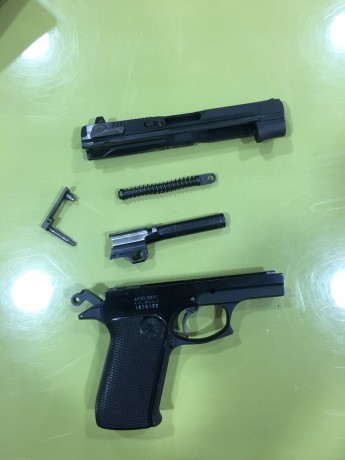Muy buenas compañeros,

Ya que he adquirido una nueva arma y mi antigua Cz se la he regalado a mi hermano, 02