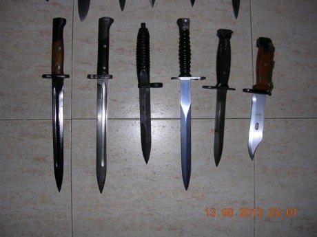 Hola compañeros,quiero hacerme con un Phrobis,que opinion teneis de este cuchillo?
Gracias por vuestra 121