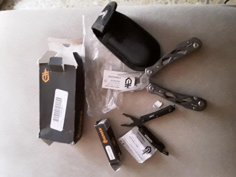 Gerber suspensión y gerber mini herramienta completamente nuevas  las vendo por 60 euros las 2 

Gastos 00