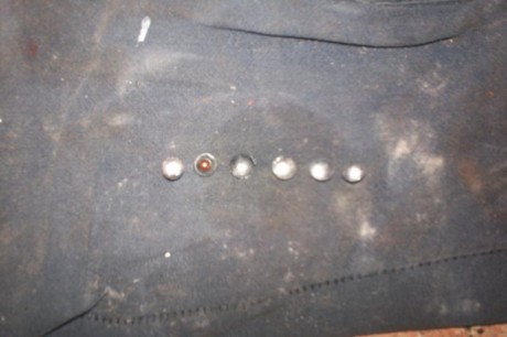 prueba de balines
distancia 20 metros
carabina gamo coyote black cal 5.5
blanco,tubo de chapa galvanizada 11