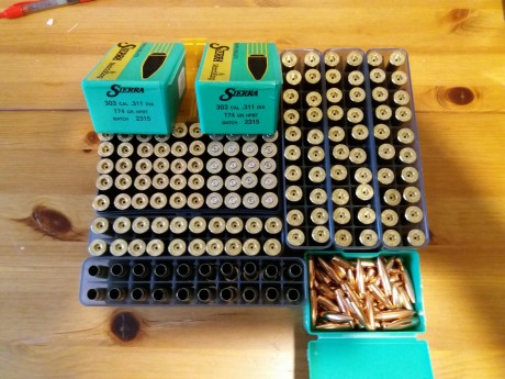 Vendo el material que queda:

     las vainas en 6,5 - 55 euros
     y las vainas en .303B - 75 euros 40