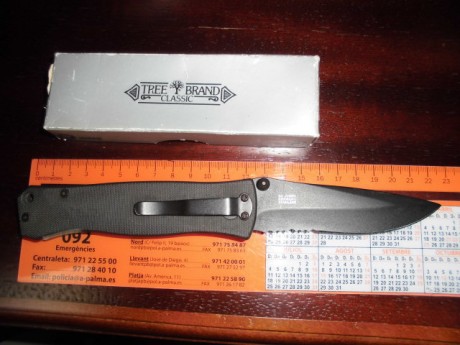 Vendo cuchillo muela bowie de los años 70/80.
Puede tratarse de una reedición hecha en los años 80, de 62