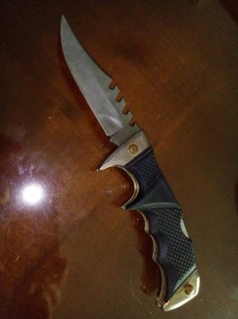 Para los mas conocedores,este finde lo pasé en una casa de campo donde encontré una de mis navajas olvidadas,supongo 10