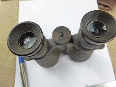 Vendo estos prismáticos Zeiss de la Primera Guerra Mundial. Los compre hace años en un rastro en Londres. 00