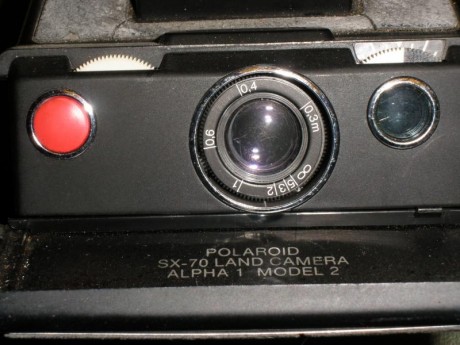 Cambio:

-Videocámara SONY BETAMAX (equipo completo funcionando): Videocámara, estuche original, cargador 30