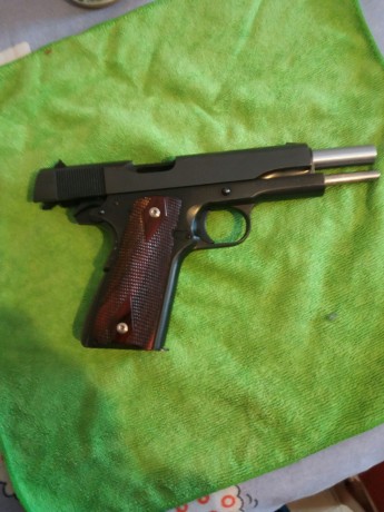 Hola. Un amigo vende una Norinco impecable, por no decir nueva, en uso, pero en Libro de coleccionista 02
