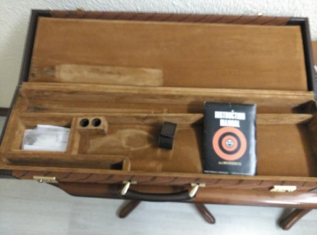 hola ,por dejar la afición al skeet porque solo tiro foso vendo una escopeta Miroku 3800 R muy poco usada 22