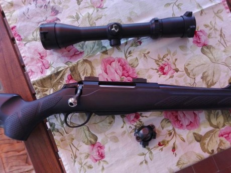 Vendo Tikka T3 Litte . 300 WM en perfectas condiciones, , tan solo ha tirado 10 balas. Incluido bases 01