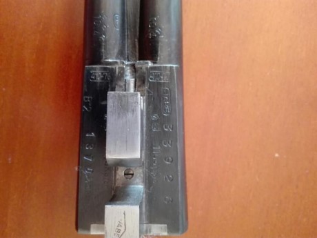 Vendo esta escopeta de pletina corta, calibre 410mag, en perfectisimo estado, sin una sola marca en la 11