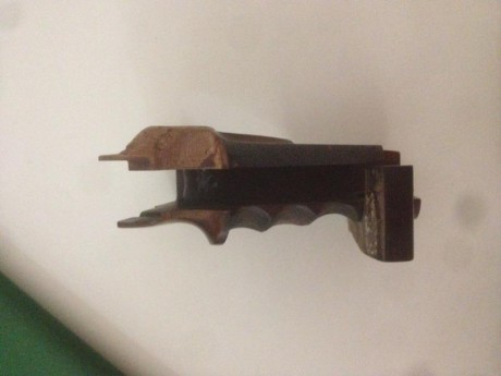 Vendo dos cachas para Pistola Feinwerkbau AW93 Talla M(100€) y Revolver S&W K14 talla M(80€), con 10