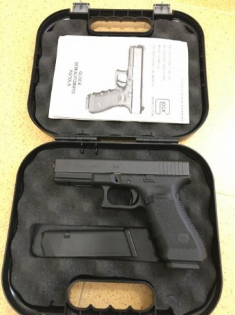 Pongo a la venta una Glock 17,  4 generacion  9 para, comprada en diciembre del 2014 , tendra unos 600 02