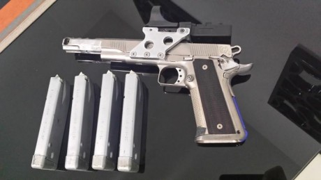 Pistola open cal38 super con 4 cargadores visor c-more 850€ envió a península incluido se encuentra en 10