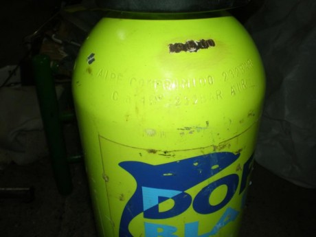 Hola vendo botella scuba, de creo 15 litros, tengo dos y me dehago de una por si me da por PCP
La botella 00