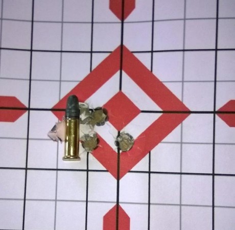 Hola  compañeros de caza

Lunes o martes me compro mi primer rifle... Necesito ayuda he estado mirando 110