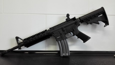 Vendido. Este AR15, marca Bushmaster, calibre 222 remington. Con cañon de 12 pulgadas.
Esta en perfecto 01