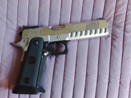 Buenas,
Me duele venderla pero lo hago por poco uso.......
Parada desde septiembre pasado.
El arma va 00