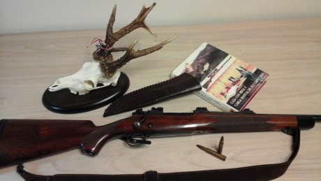 Vendo este magnífico arma salida de la fábrica de New Haven, con sistema de cerrojo pre-64 y maderas seleccionadas. 51