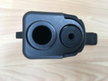 Pongo a la venta una Glock 17,  4 generacion  9 para, comprada en diciembre del 2014 , tendra unos 600 22