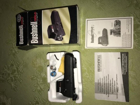 Vendo Bushnell Holosight 3 con montura Apel EAW.Estado impecable.350€ el pack.Contacto por whatsap o telefono 02