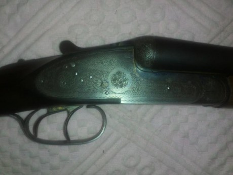 Buenas , vendo una escopeta paralela marca LIG ,guiada en E , calibre 12/70, expulsora , pletina larga 12