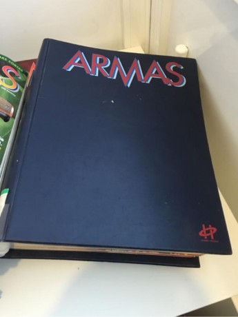 Hola,
si alguien esta interesado le regalo colección de revistas Armas de la editorial Hobby Press. Tengo 02