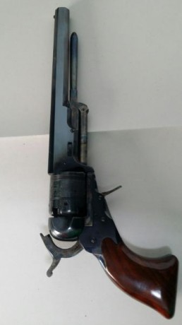 Se vendo Revolver de Avancarga, Colt Patterson sin estrenar de la casa uberti. precio 250 euros. Envío 02