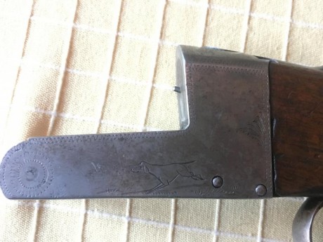 Buenas, tengo una escopeta de caza que era de mi bisabuelo la cual me gustaría saber la marca, el valor 00