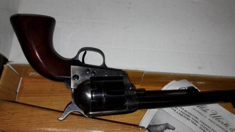 Sin uso, cañon de 7, 5 pulgadas. Mas conocida como modelo Pacificador. NUEVA. Se entrega con su caja original.Cambio 02