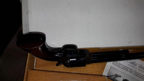 Sin uso, cañon de 7, 5 pulgadas. Mas conocida como modelo Pacificador. NUEVA. Se entrega con su caja original.Cambio 21