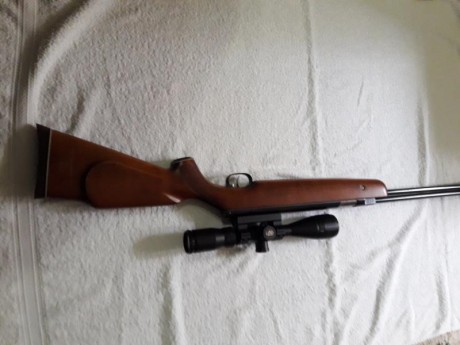 - Vendo Wheihrauch mod. 77, calibre 6,35, tiene alguna marca nada significativa y el pavon un poco picado, 01