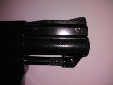 Buenas noches!!

Vendo detonadora máuser mágnum ptb457 cal 45k (made in West Germany).

150€ mas portes.

Con 00