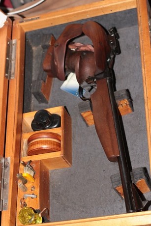 Vendo magnifica pistola libre de la marca TOZ, con la caja y todos los componentes originales.
Talla M
Perfecto 02