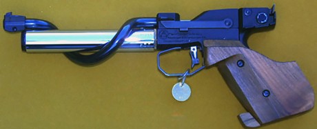 OPORTUNIDAD ÚNICA!!!

Pistola para tiro de alta competición, calibre 4. 5 mm (. 177) de la famosa marca 90