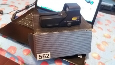 Hola, acabo de comprar un punto rojo, concretamente el Bushnell RD42 y yo pensaba que el punto era fijo, 71