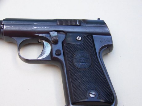 Por necesidad de hacer hueco en el cupo VENDO Astra 3000 en calibre 9 corto de la primera "hornada" 02