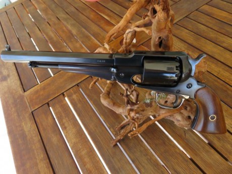 Vendo revolver REMINGTON 1858 CAL.44 marca Santa Barbara, de sobra decir la calidad empleada para la fabricación 02