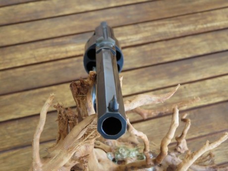 Vendo revolver REMINGTON 1858 CAL.44 marca Santa Barbara, de sobra decir la calidad empleada para la fabricación 30