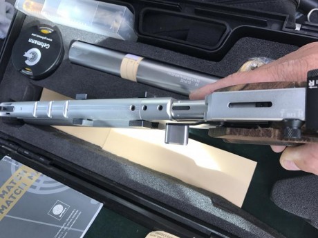 Buenos días:

Vendo maneta sobredimensionada de aluminio para la palanca de carga de pistolas Steyr. Adjunto 02