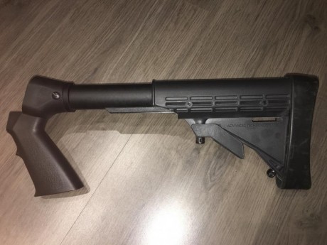 Vendo escopeta corredera Mossberg 500 Tactical practicamente nueva, con culatin tactico original y pistolete 142