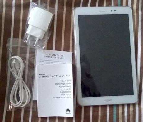 Vendo tablet Huawei MediaPad T1 8. 0 Pro, como nueva (solo estrenada) , procedente de promoción, con garantia 01