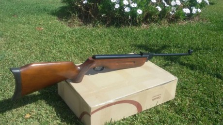 Vendo Weihrauch HW55S impecable e completamente revisionada, sellos nuevos, muelle 8J para 10m. 
Cambiado 11