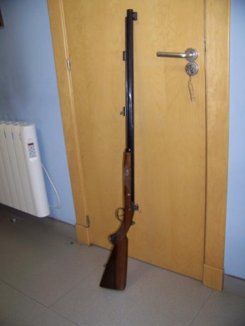 calibre 451 incluidos  trasporte y maletín plástico   250 € 00