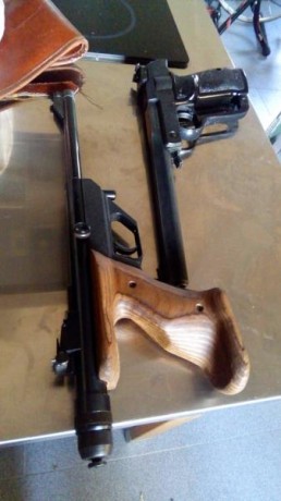 Hola, pongo en venta dos ejemplares magníficos de pistola olímpica una Hammerli Máster de Co2 con empuñadura 01