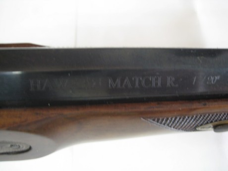 Hola, un amigo deja la avancarga, y me ha pedido que le anuncie este rifle, muy pocos tiros, y con los 41