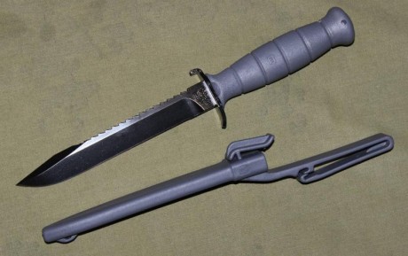 Buenas tardes.

Parece ser que hay cambios en la producción de los cuchillos glock, concretamente en el 00