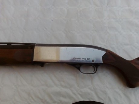 ---VENDIDA---
Escopeta semiautomatica Winchester 1500 ,
calibre 12/70,cañon 71cm,choque fijo 2** 
!!"Tiene 11