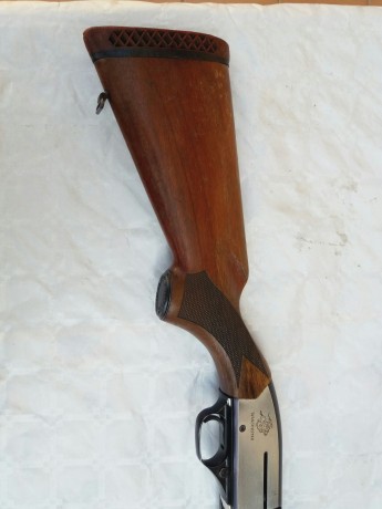 ---VENDIDA---
Escopeta semiautomatica Winchester 1500 ,
calibre 12/70,cañon 71cm,choque fijo 2** 
!!"Tiene 21