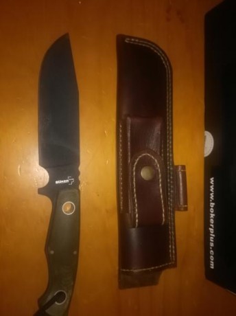 Hola buenas tengo dos cuchillos boker rold plus  esta nuevo inmaculado sin.usar y jd ha salido dos veces 31