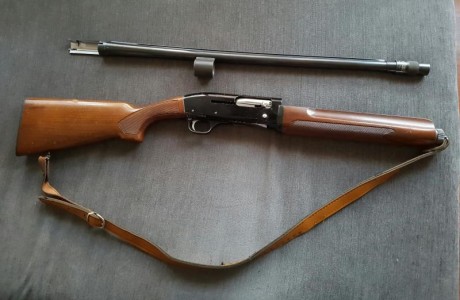 Vendo escopeta sin ningún uso y en perfecto estado. Modelo Franchi 500 calibre 12. Con funda también en 02