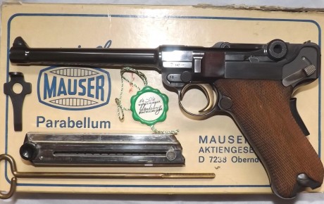 Vendo esta preciosidad. Es una Mauser P06 del 73 en 9mm parabellum. Esta guiada como arma de concurso.Tiene 00